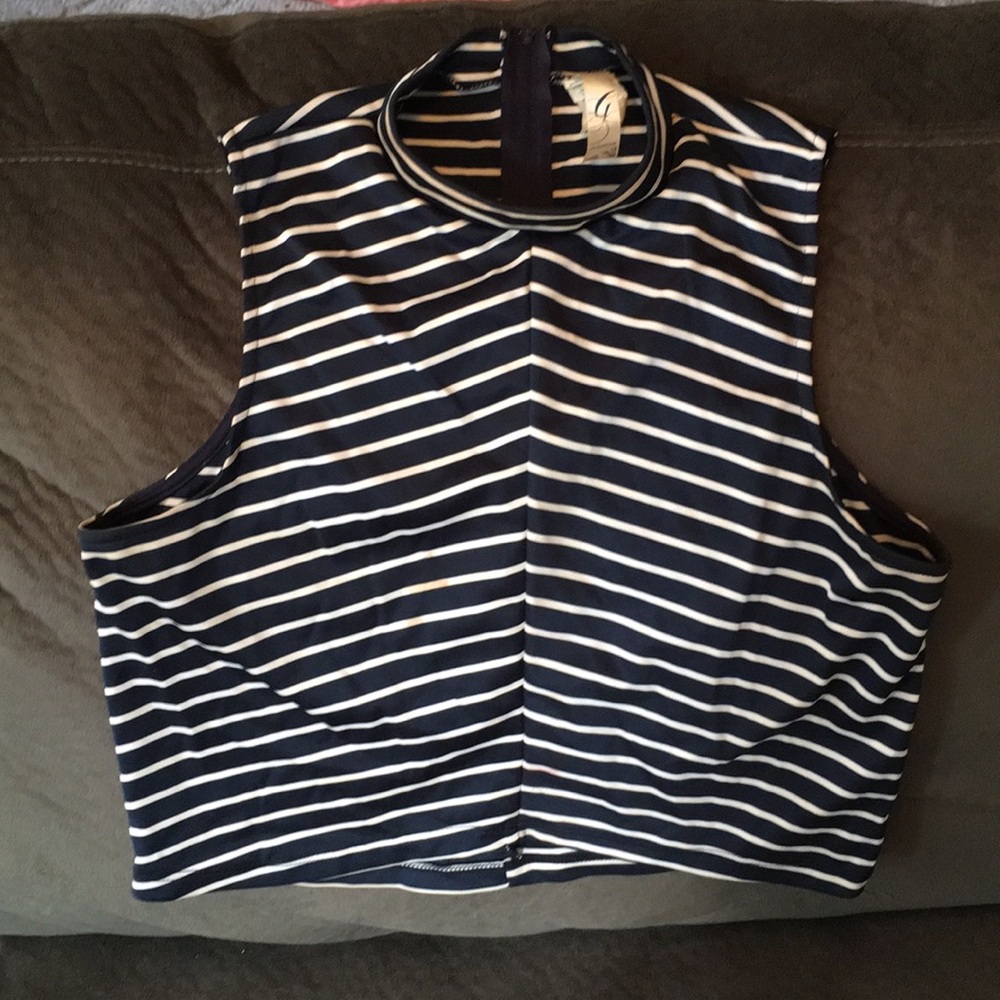 Halter crop top
